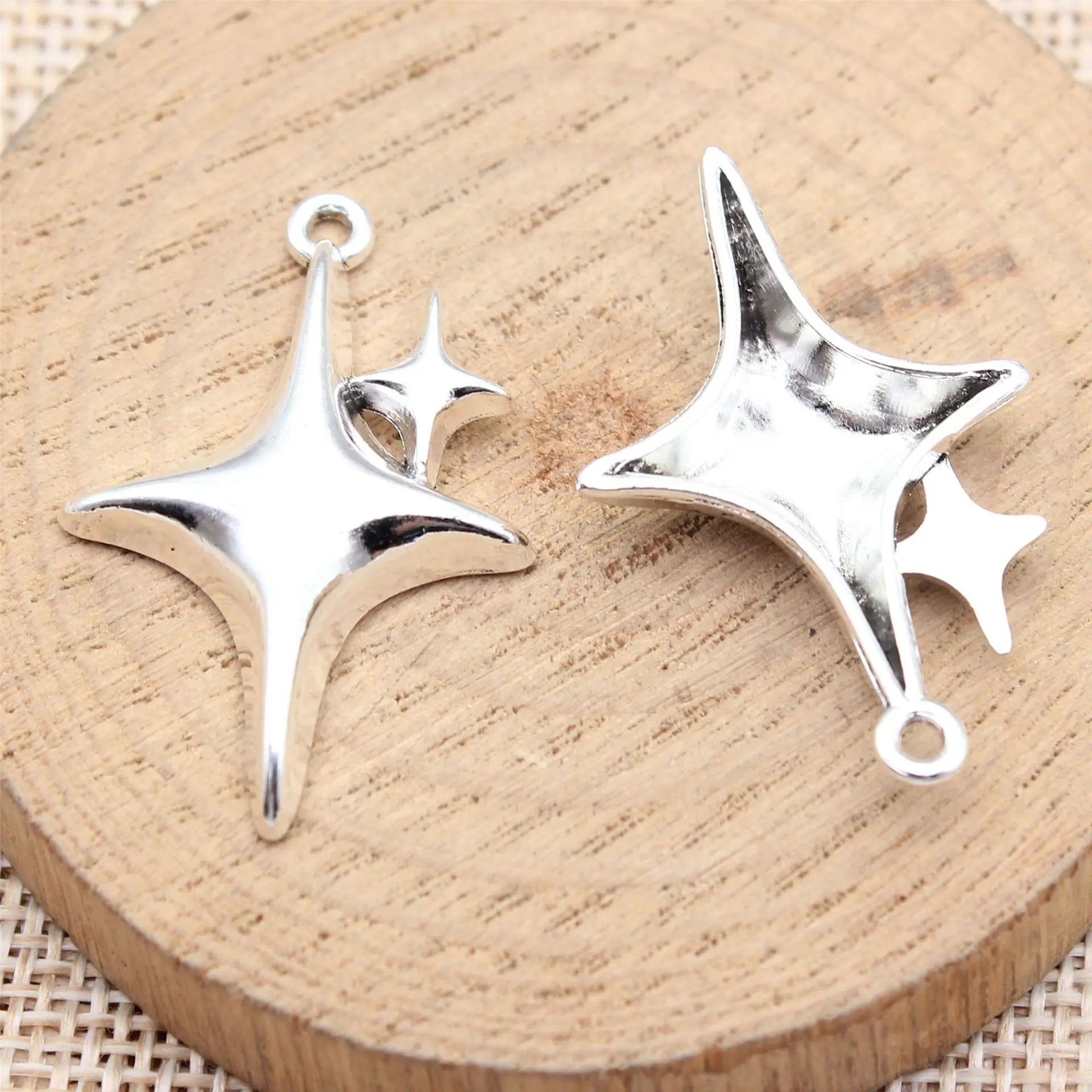 22x35mm 2.9g Multicolor Zinc Alloy Four Point Hollow Star Charm Pendant for DIY Necklace Jewelry