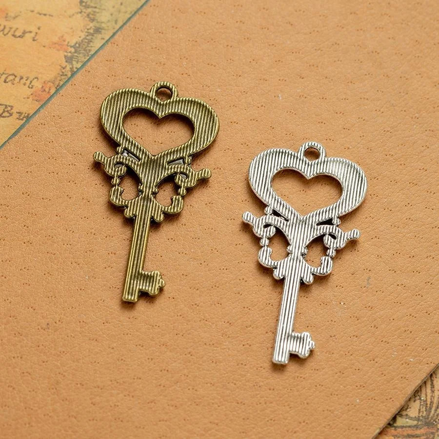 39x20MM Antique Silver Zinc Alloy Heart Key Charm Pendant for DIY Necklace Bracelet Jewelry Making