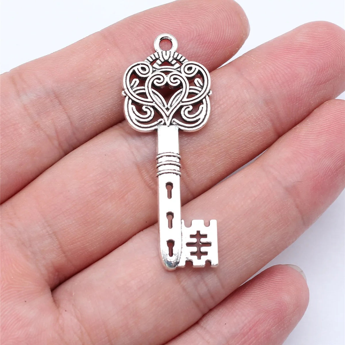 43x16mm 3g Antique Silver Tone Zinc Alloy Key Charm Pendant for Necklace Bracelet DIY Jewelry