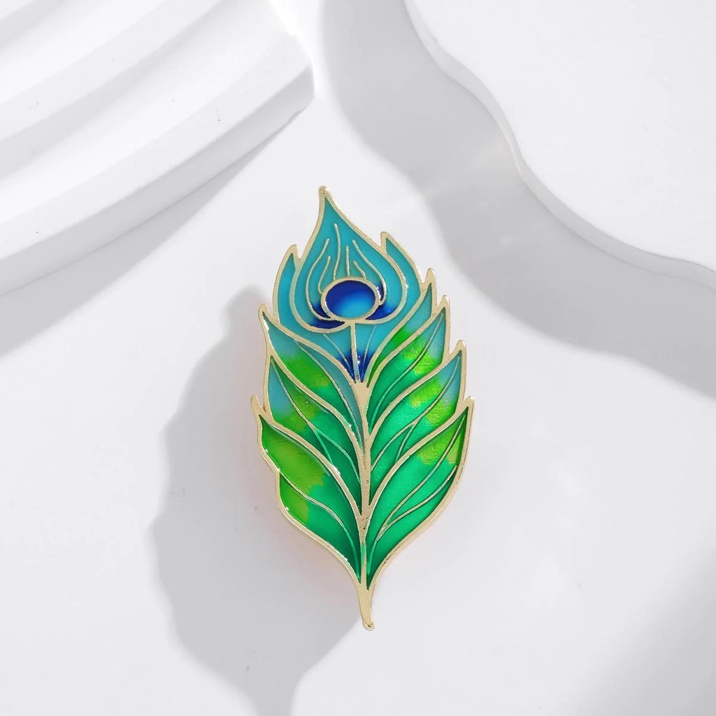 Elegant Green Enamel Feather Leaf Brooch With Gold Alloy Veins, Fashion Lapel Pin Suit Accessory Gift