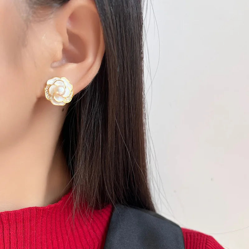 Elegant Luxury White Camellia Flower Pearl Enamel Rhinestone Stud & Clip On No Piercing Earrings
