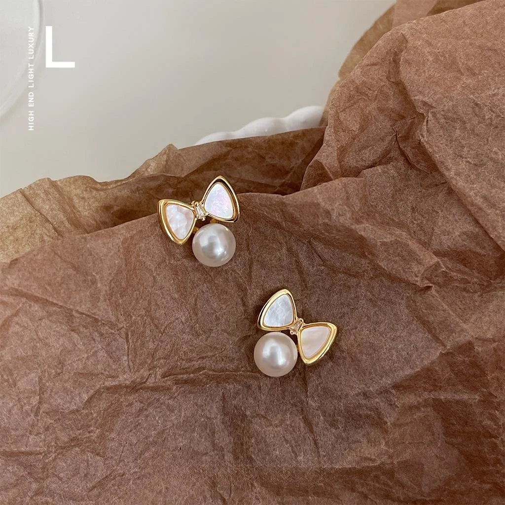 Sweet Bow Knot Real Shell Pearl Zircon Copper Stud Earrings For Commuter Jewelry