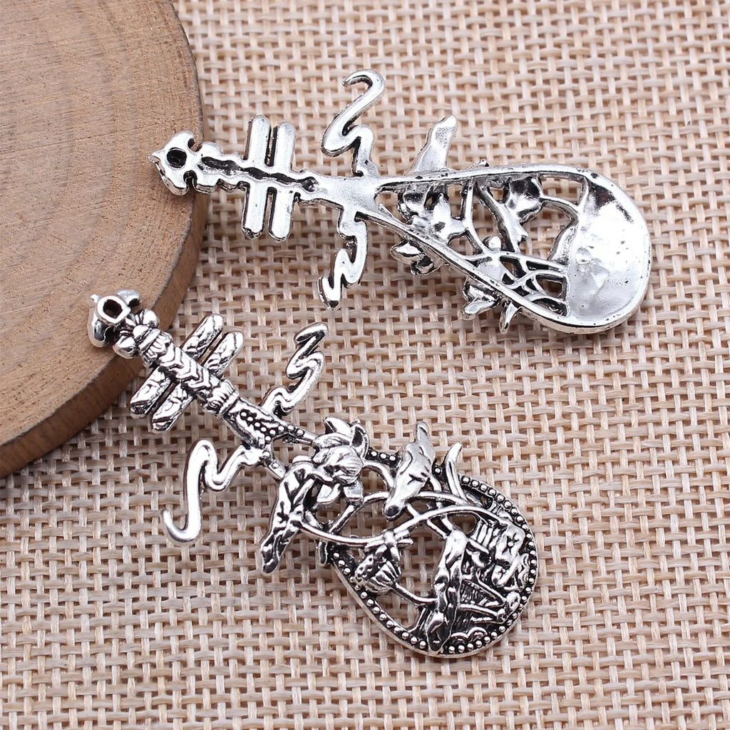 49x25mm 5.1g Antique Silver Zinc Alloy Pipa Musical Instrument Charm Pendant for DIY Jewelry Making