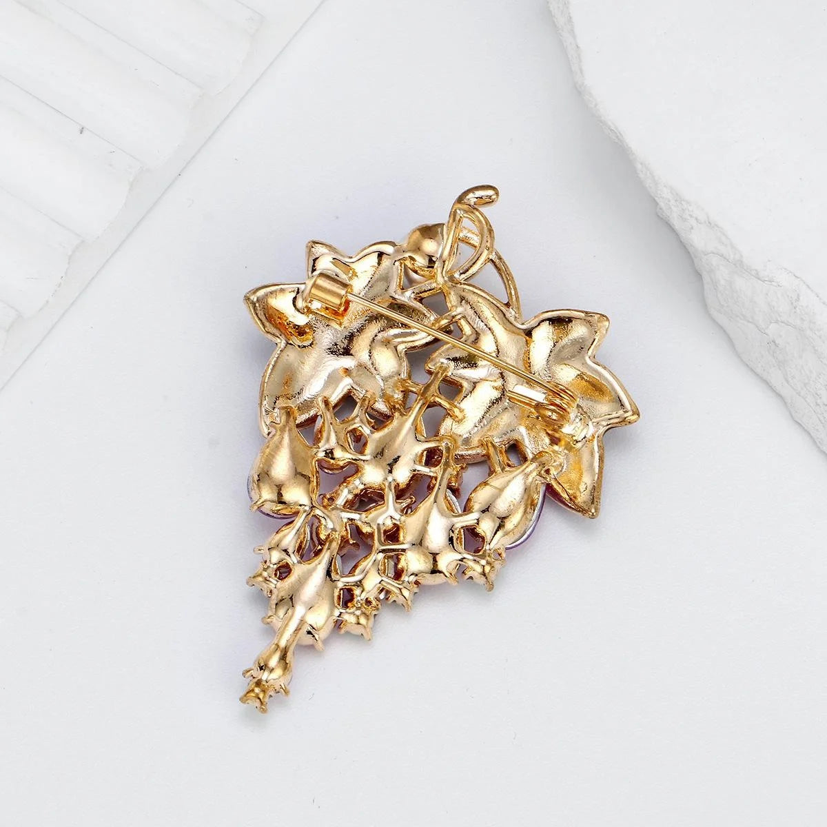 Elegant Alloy Enamel Grape Brooch With Purple Rhinestones And Pearl, Women's Lapel Pin Suit Corsage Gift