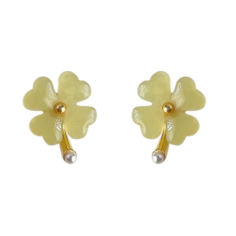 Forest Style Resin Pearl Flower Stud Earrings Silver Plated Pin Minimalist Leaf Design