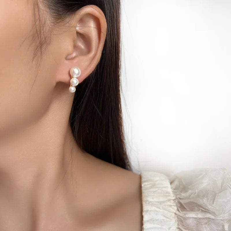 Elegant Simple Pearl Cluster Gold Tone Spiral Disc Alloy Stud & Clip On No Piercing Commuter Earrings