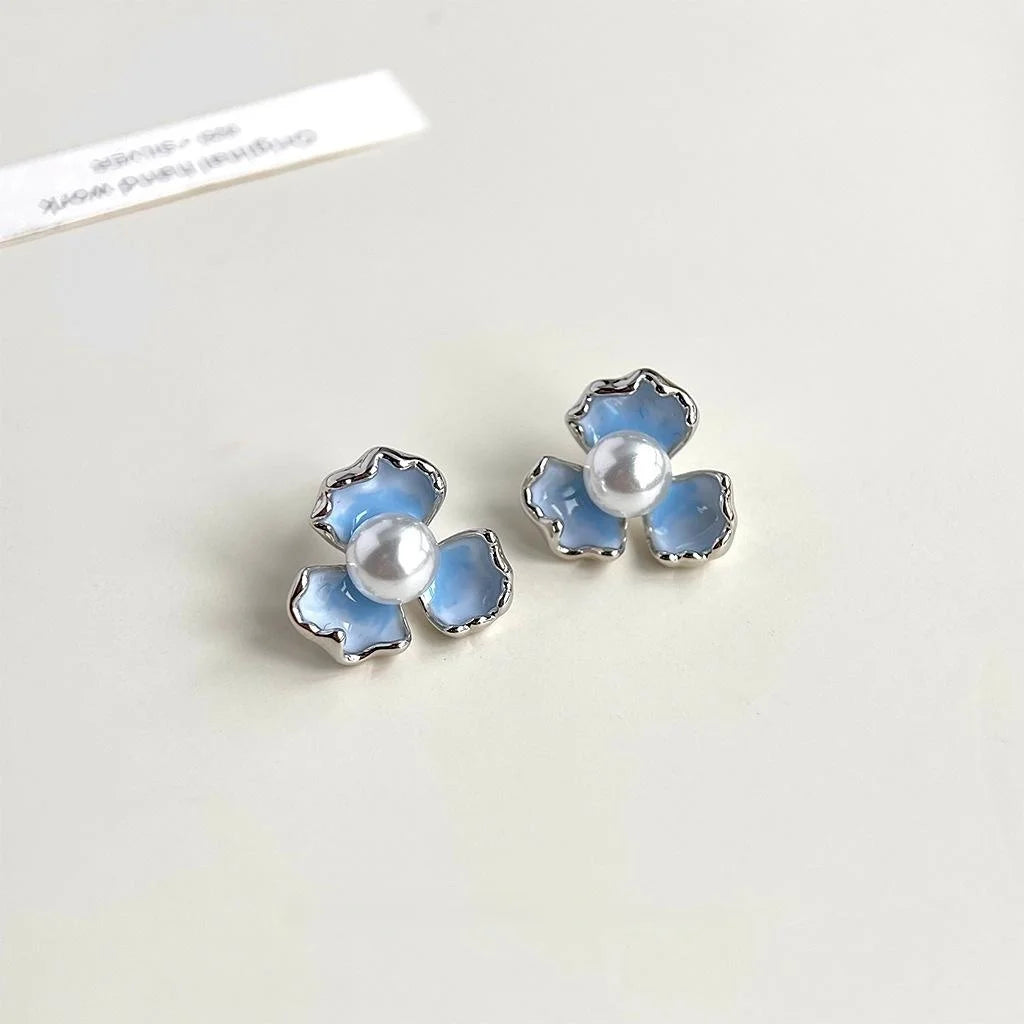 Sweet Forest Style Gradient Light Blue Iris Flower Copper Pearl Stud Earrings