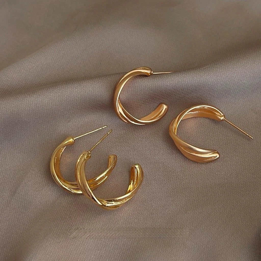 Vintage Style Copper Twisted Arc Stud Earrings, Matte Geometric Metal Earrings For Women