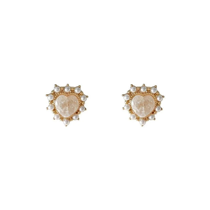 Light Luxury 14K Gold Plated Copper Heart Stud Earrings