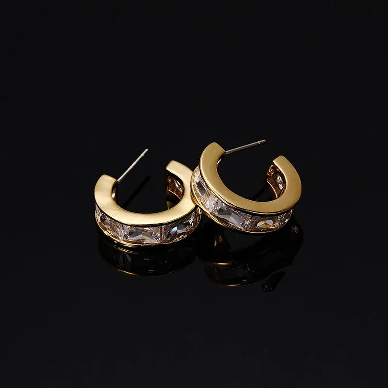 Elegant Gold Alloy Zircon C Hoop Stud & Clip On No Piercing Luxury Round Huggie Women's Earrings