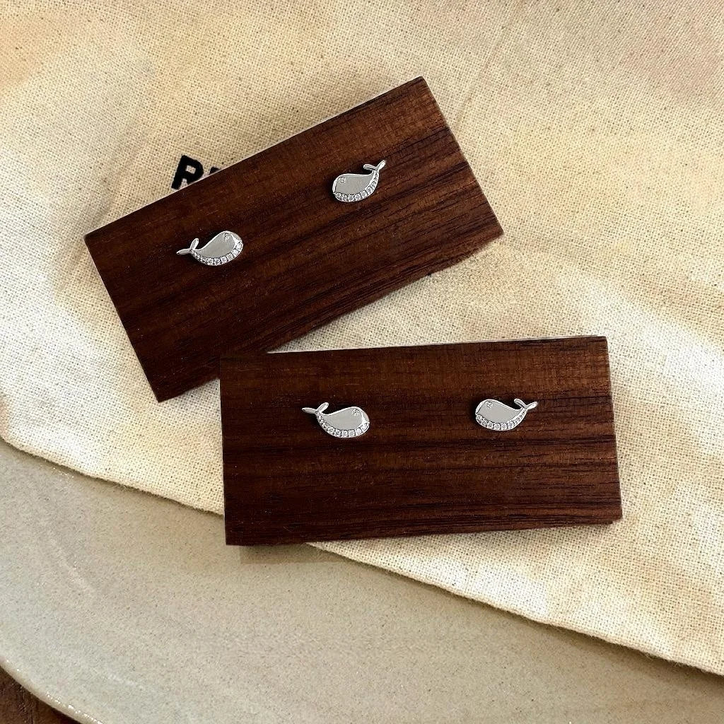 Minimalist Copper Micro Pave Zircon Mini Whale Stud Earrings For Women Student Jewelry