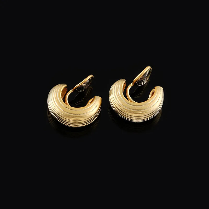 Elegant Luxury Matte Gold Alloy C Shape Striped Spiral Hoop Stud & Clip On No Piercing Earrings