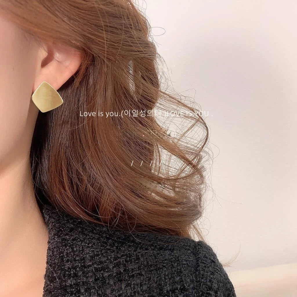 High-End Minimalist Geometric Square Brushed Copper Stud Earrings With Silver Plated Pins