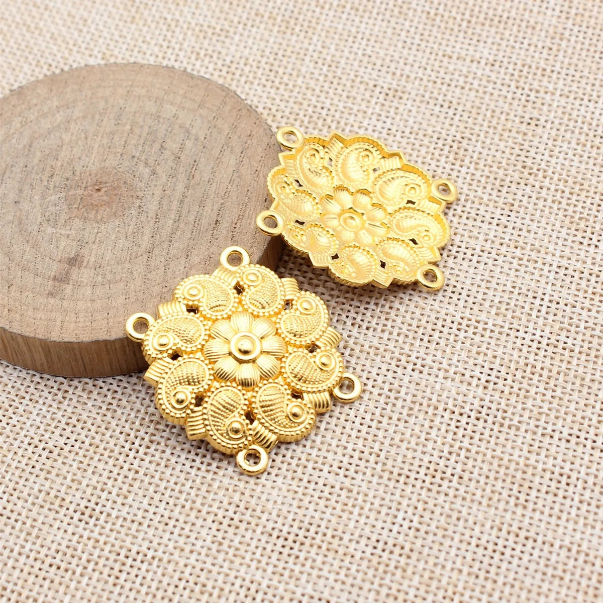 34x33mm 4.9g Multicolor Zinc Alloy Four Hole Body Chain Connector Charm for DIY Waist Chain Jewelry