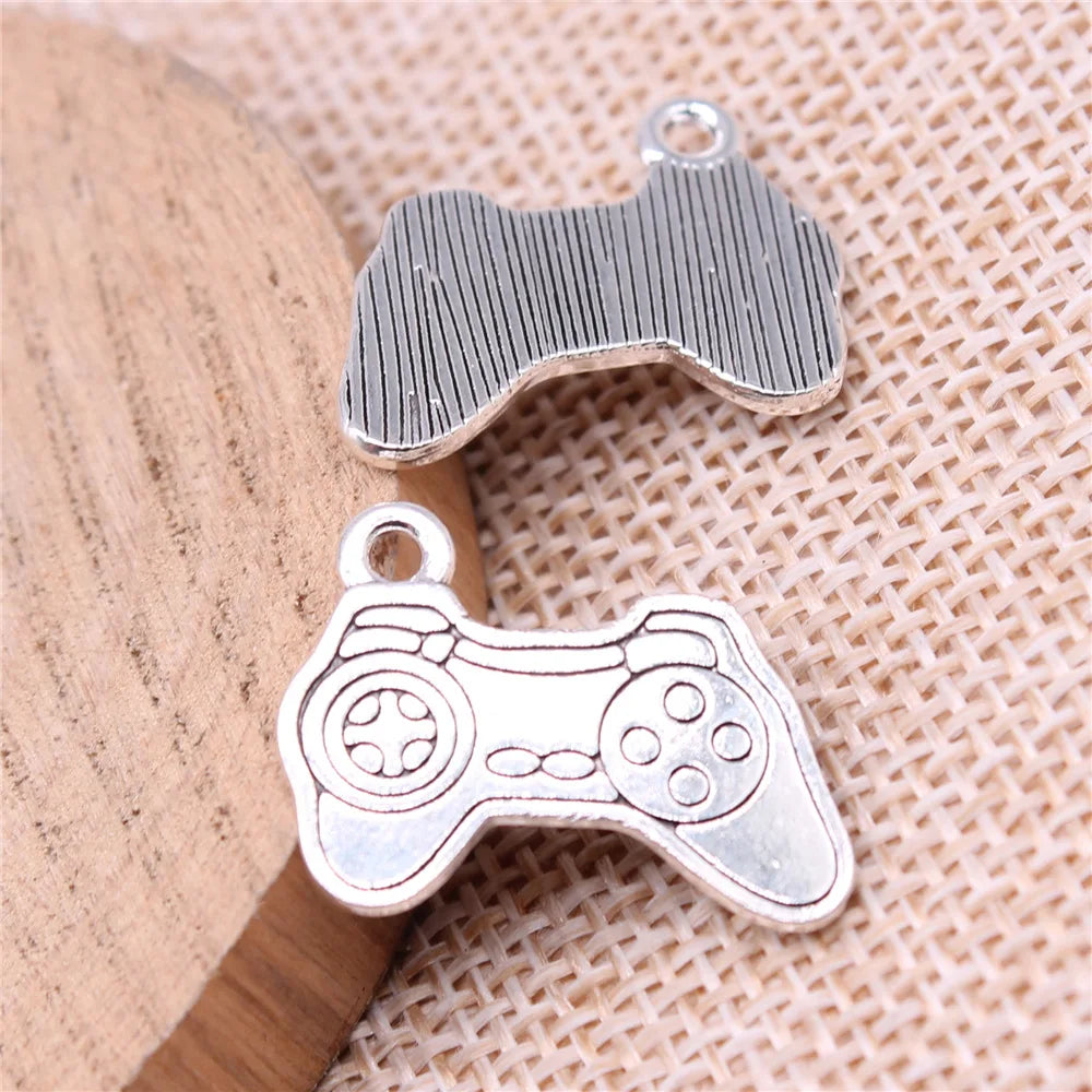 23x17mm 2g Antique Silver Zinc Alloy Game Controller Charm Pendant for DIY Necklace Bracelet