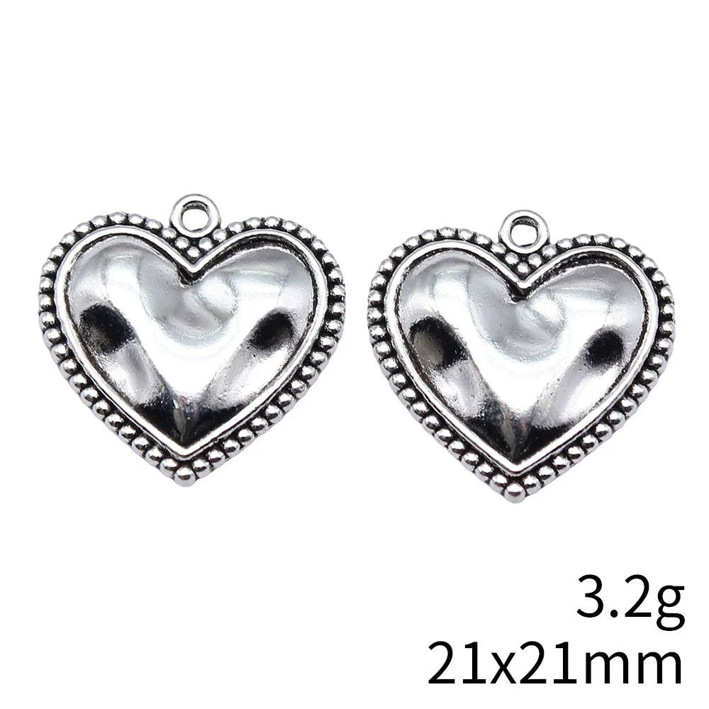 21x21mm 3.2g Antique silver tone vintage zinc alloy Heart charm pendant for bracelet necklace making