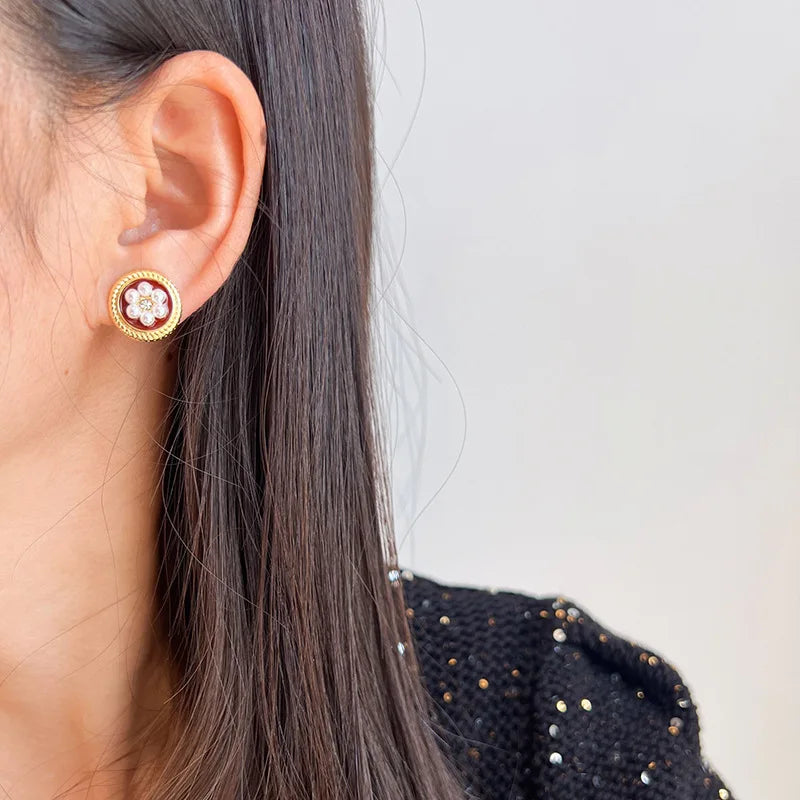 Vintage Round Flower Pearl Rhinestone Enamel Alloy Stud & Clip On No Piercing Women's Fashion Earrings