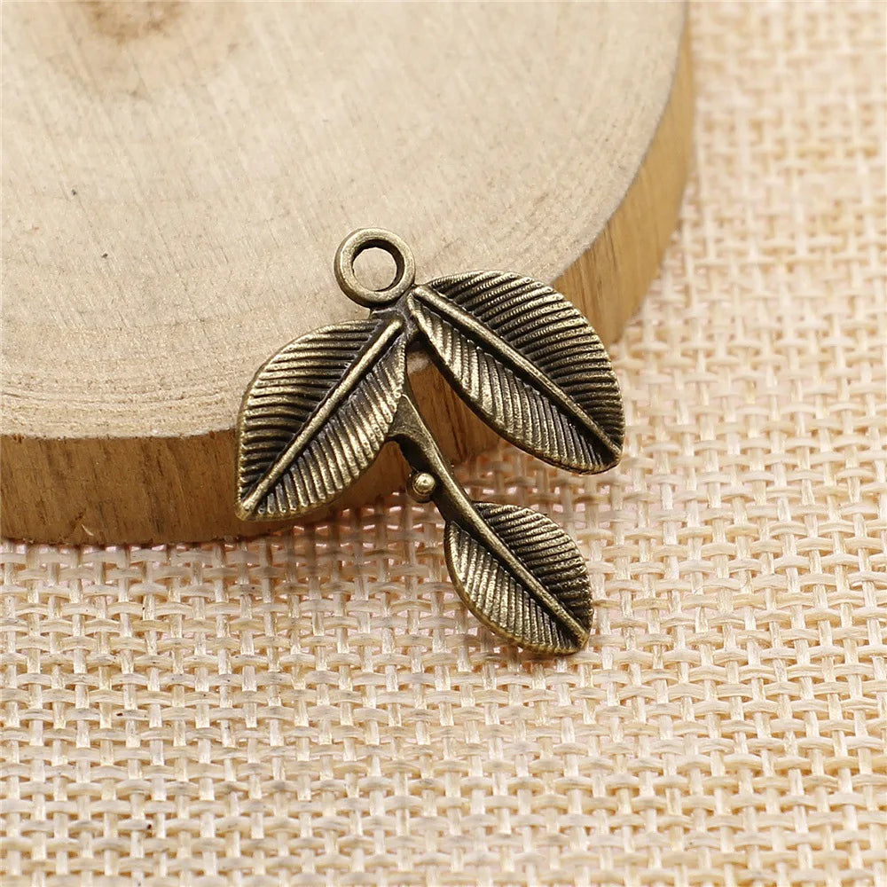26x23mm 1.9g Multicolor Zinc Alloy Leaf Charm Pendant for DIY Necklace Bracelet Jewelry Making