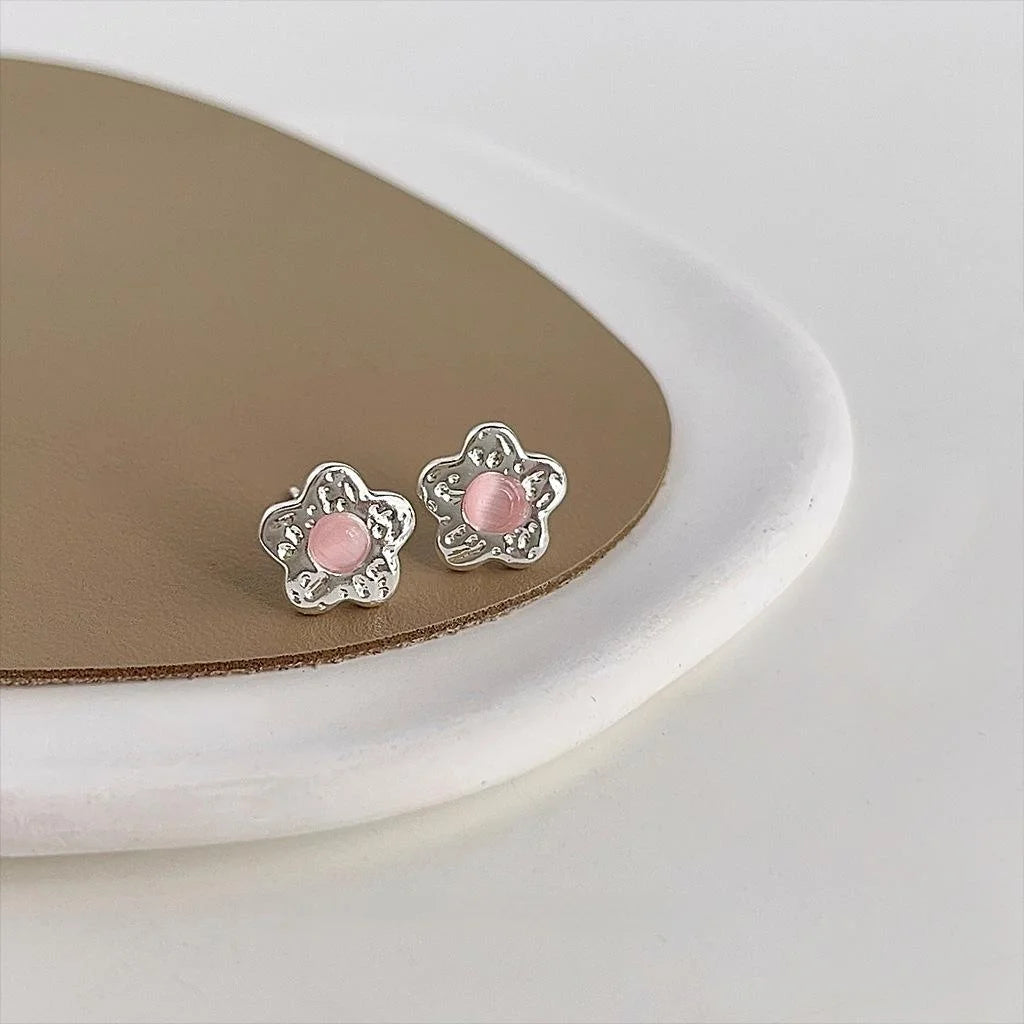 Sweet Cool Mini Pink Glass Cat Eye Peach Blossom Copper Stud Earrings For Women
