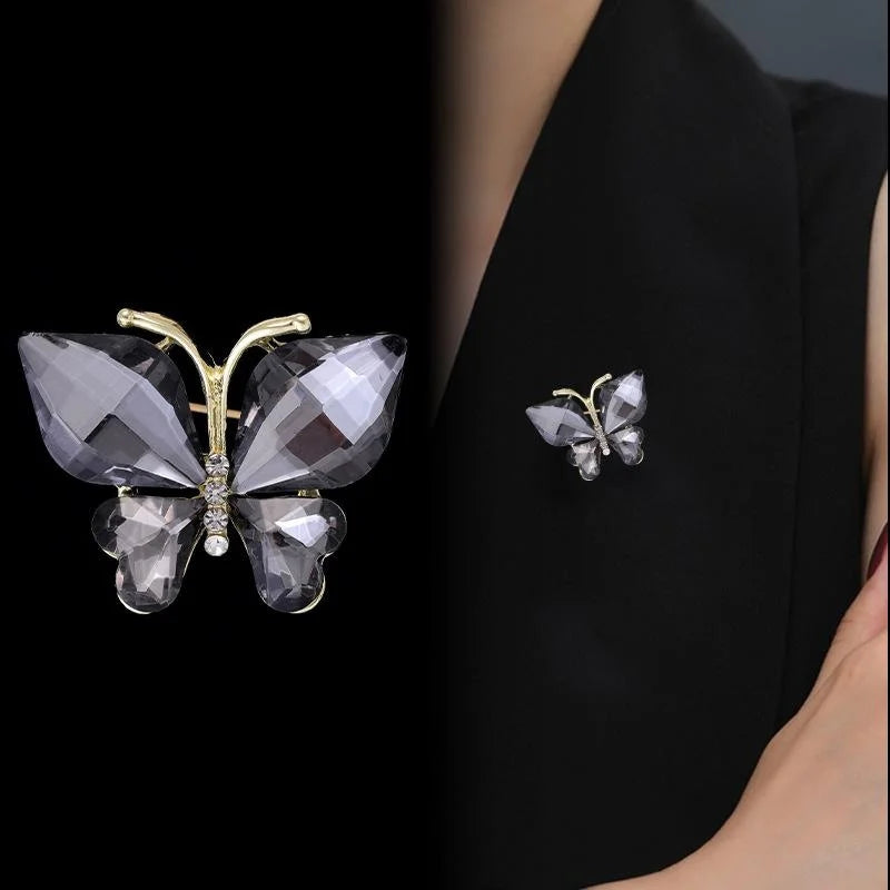 Elegant Emerald Green Crystal Butterfly Brooch With Rhinestone Body, Luxury Lapel Pin Suit Accessory Gift