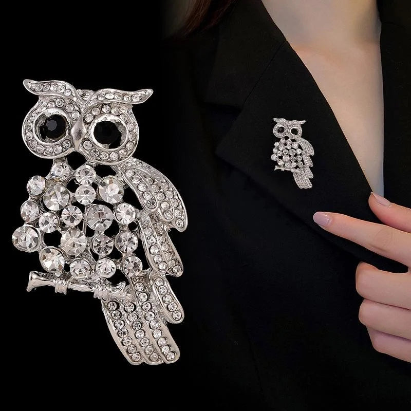 Cute Rhinestone Owl Brooch With Black Eyes, Silver Tone Alloy Animal Lapel Pin Corsage Gift