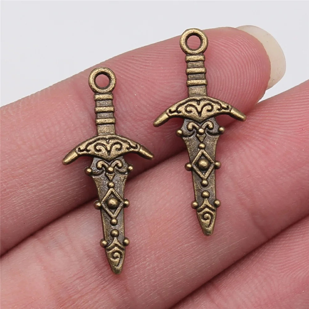 28x13mm 1g Antique Bronze Zinc Alloy Knife Charm Pendant for DIY Necklace Bracelet Jewelry Making