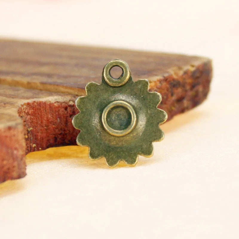 16MM Antique Silver Zinc Alloy Sunflower Charm Pendant for DIY Necklace Bracelet Jewelry Making