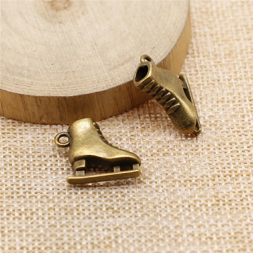 21x18x6mm 4.3g Multicolor Zinc Alloy 3D Ice Skate Charm Pendant for DIY Sports Theme Jewelry Making
