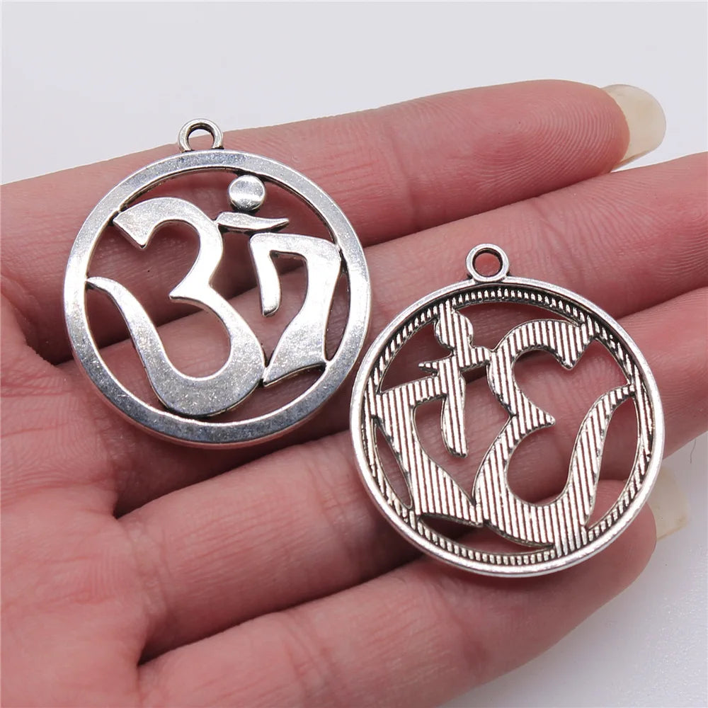 32x36mm 4g Antique Silver Zinc Alloy Round OM Symbol Charm Pendant for DIY Jewelry Making