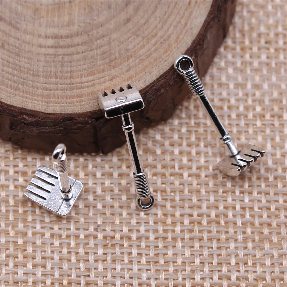 20x8mm 0.7g Antique Silver Zinc Alloy Pitchfork Charm Pendant for DIY Jewelry Making