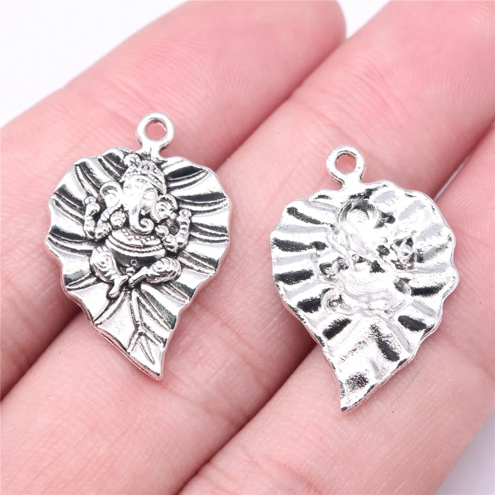 25x17mm 2g Multicolor Zinc Alloy Leaf Ganesha Elephant Charm Pendant for Necklace Making