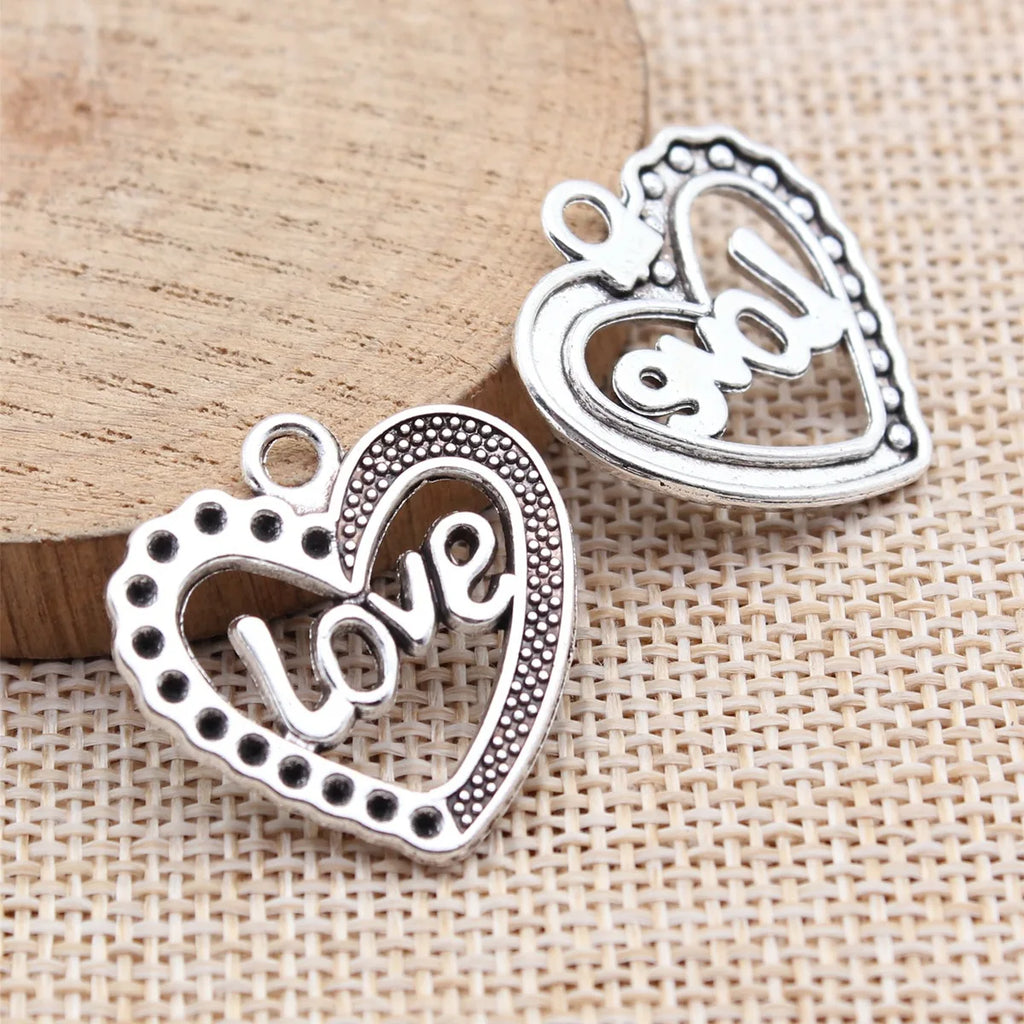 25x25mm 2.1g Antique Silver Zinc Alloy LOVE Heart Charm Pendant for DIY Necklace Bracelet Making