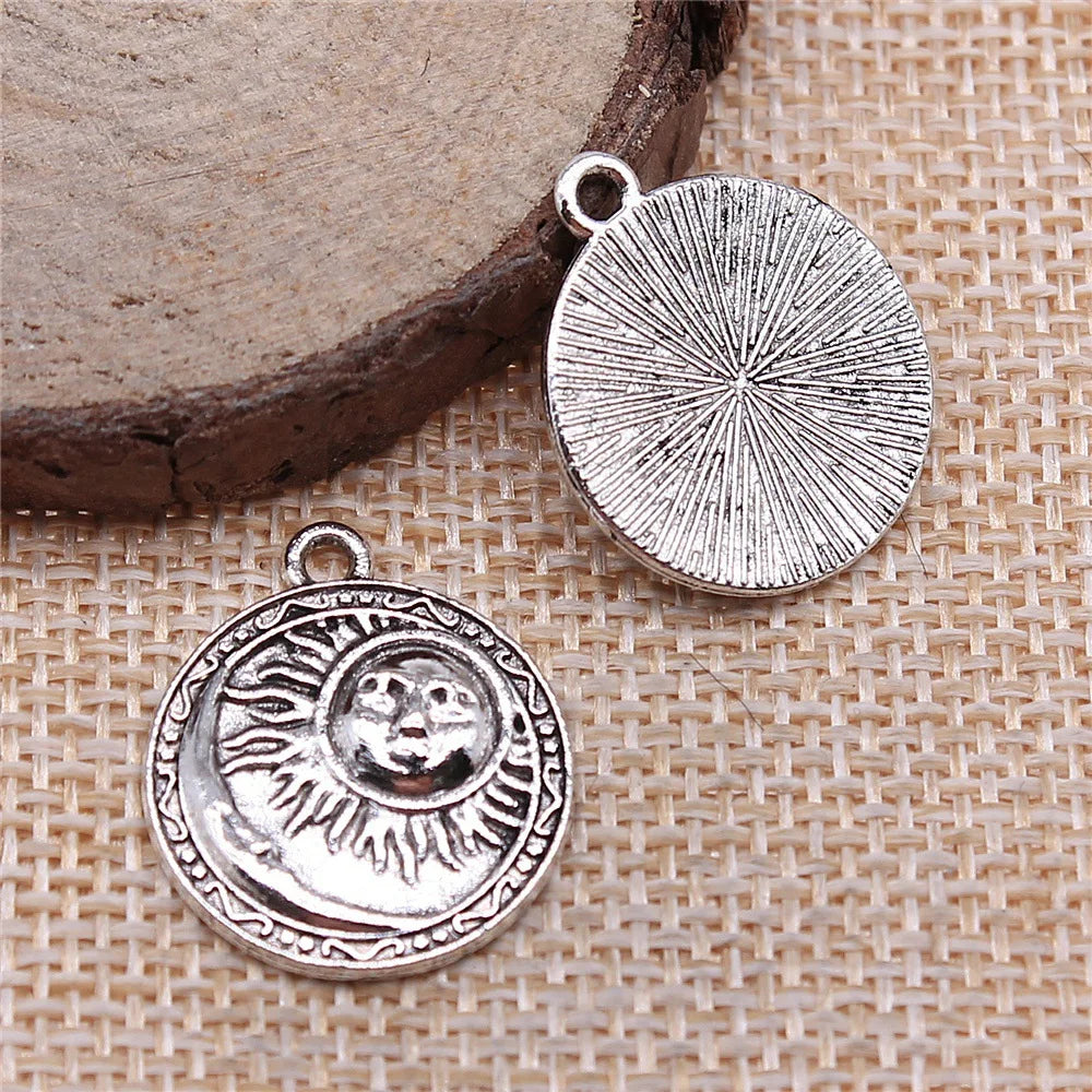 19x23mm 2.2g Antique Silver Zinc Alloy Sun Moon Round Disc Charm Pendant for DIY Necklace Bracelet