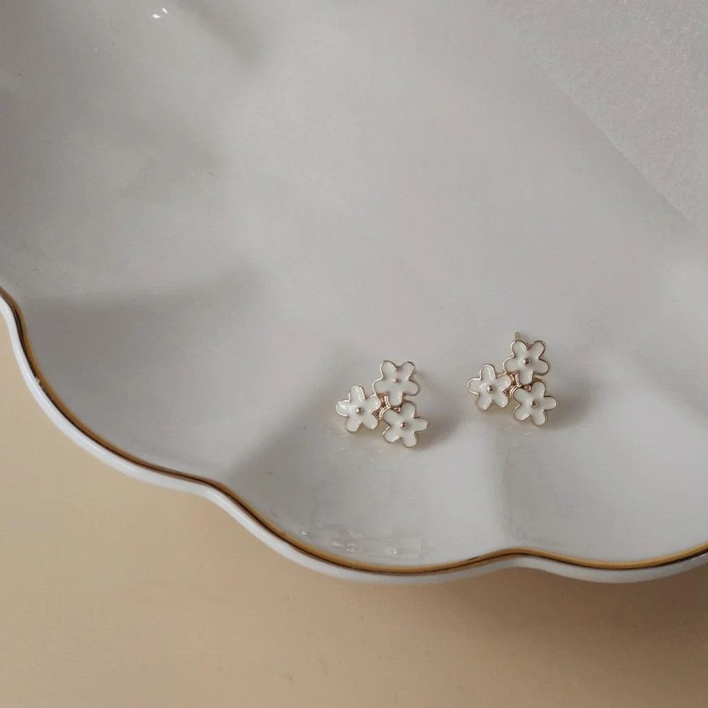 Sweet Minimalist 14K Plated Alloy Enamel Flower Stud Earrings For Women Korean Style