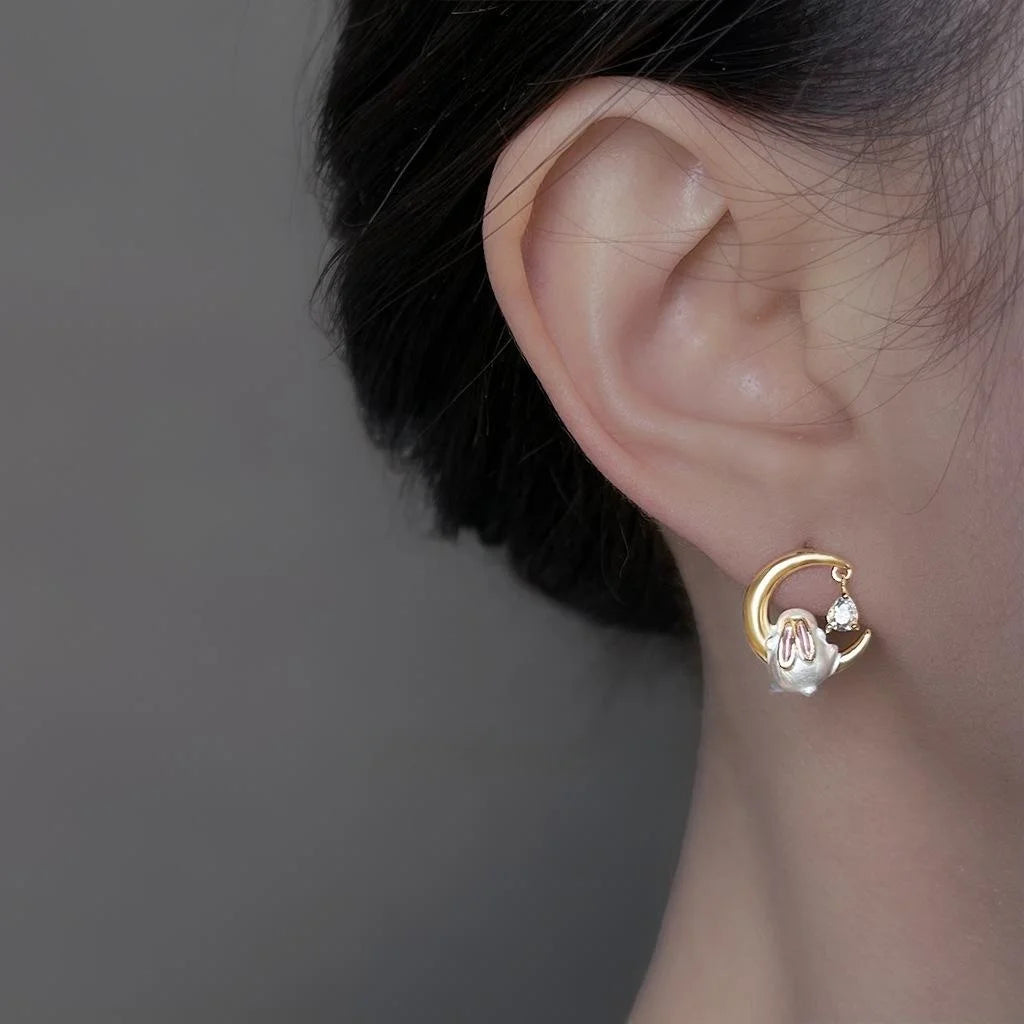 Original Design Rabbit Zircon Stud Earrings Copper High End Fashion Ear Jewelry
