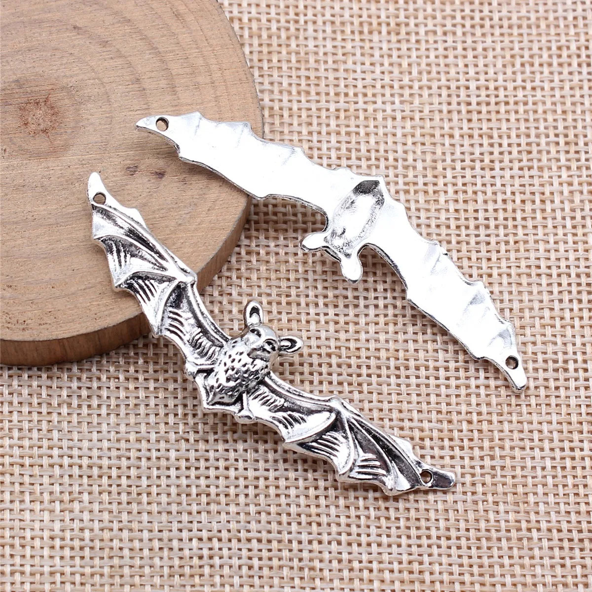 65x17mm 4g Antique Silver Zinc Alloy Bat Charm Pendant for Necklace Bracelet DIY Jewelry Making