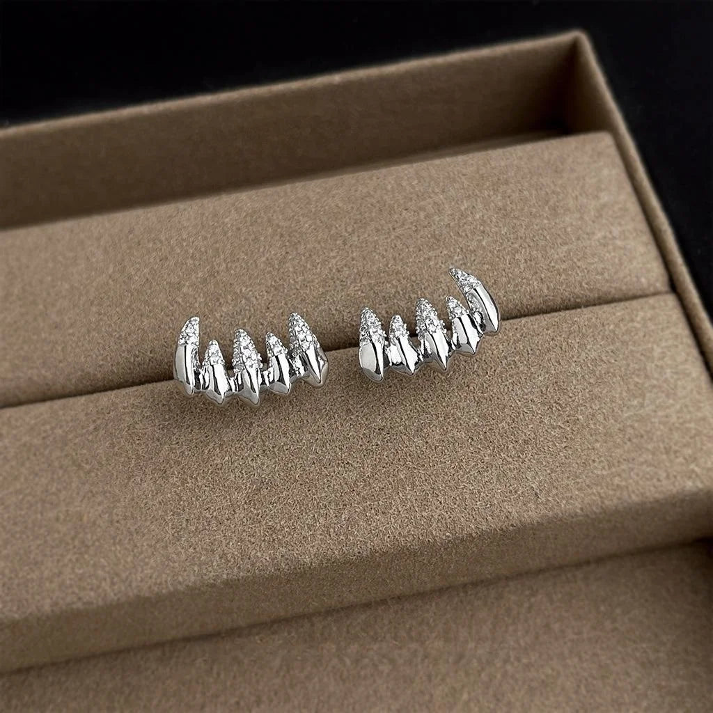 Niche Minimalist Silver Geometric Smooth Eco-Friendly Copper Stud Earrings For Daily Wear