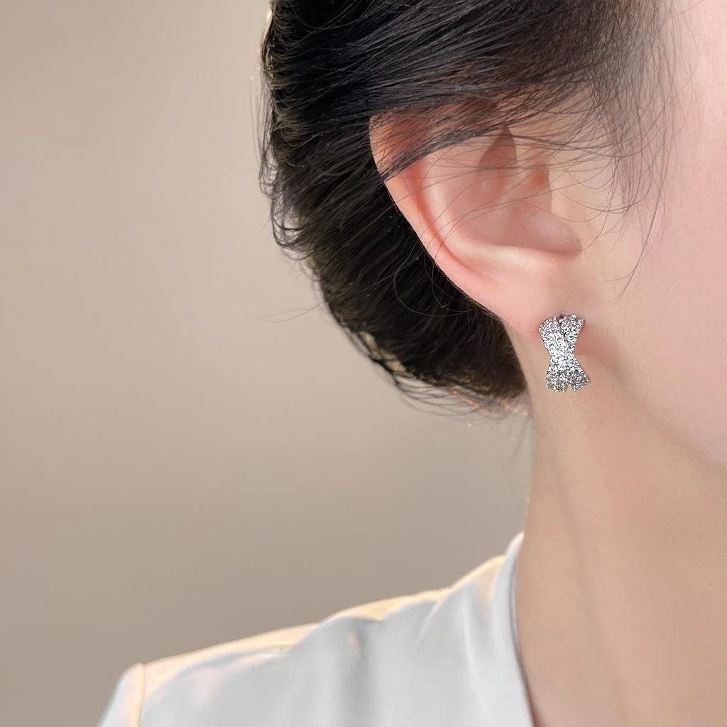Light Luxury Geometric Zircon Copper Stud Earrings Line Design