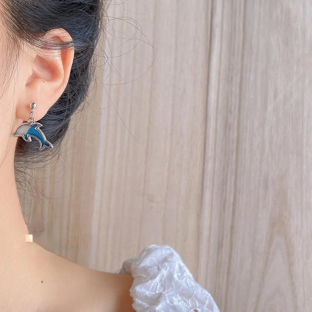 Original Design Copper Silver Plated Freshwater Pearl Asymmetric Dolphin Stud Earrings