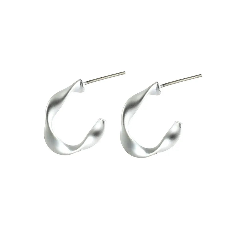 Elegant Gold Alloy Twisted Hoop Circle Stud & Clip On No Piercing Commuter Minimalist Earrings
