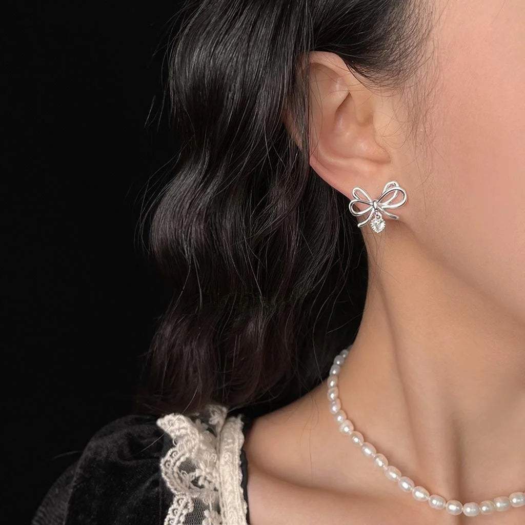 Sweet Cool Micro Pave Zircon Bow Heart Copper Stud Earrings For Women