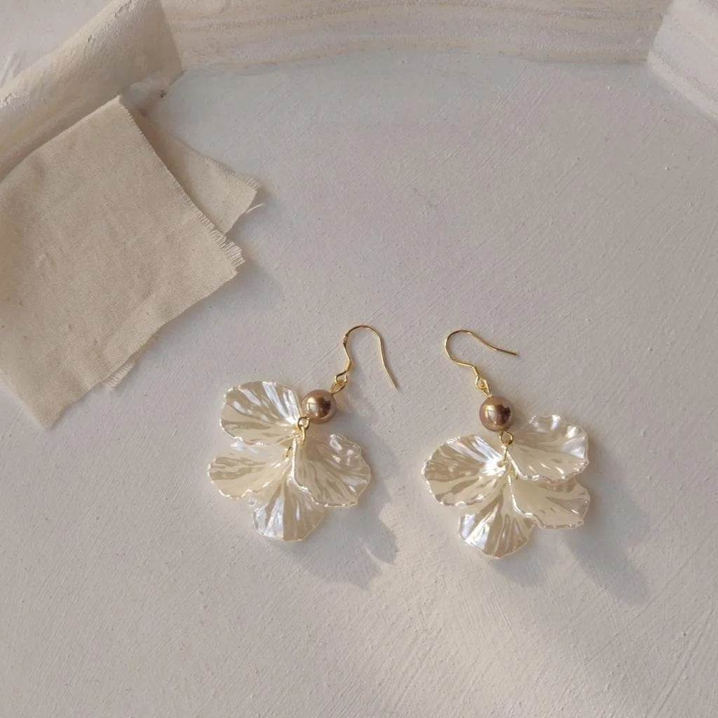Handmade Acrylic Leaf Drop Earrings Fresh Floral Design Elegant Style Jewelry