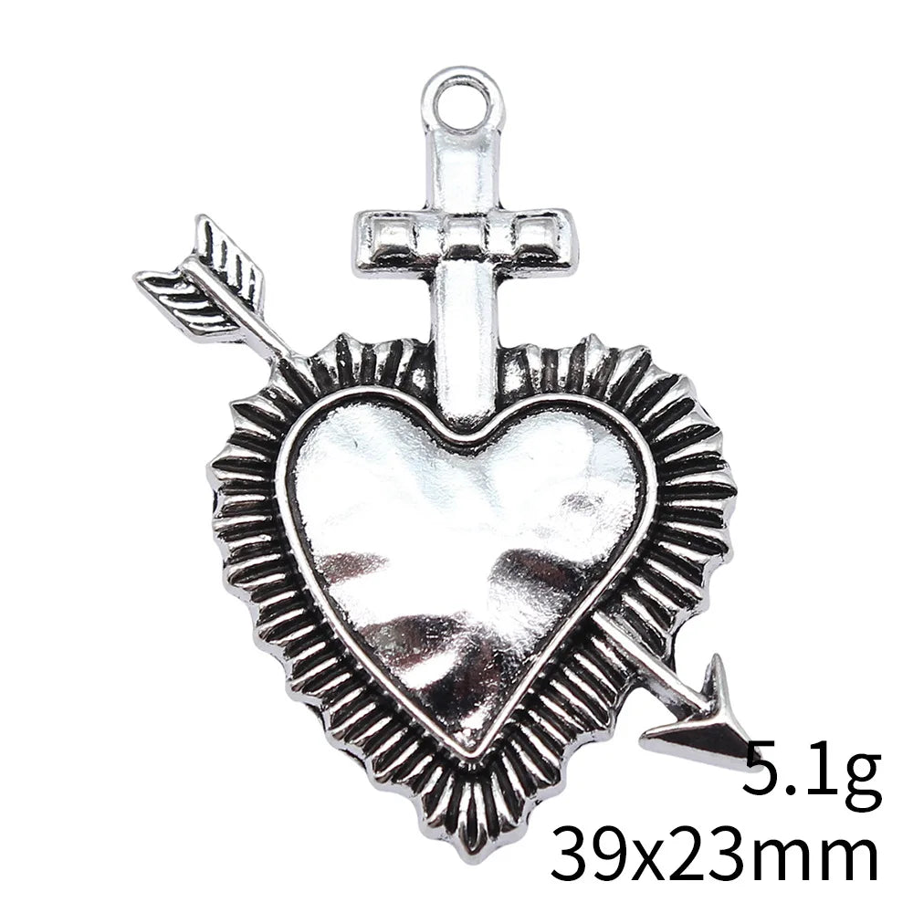 39x23mm 5.1g Antique Silver Zinc Alloy Gothic Cross Arrow Heart Charm Pendant for DIY Jewelry Making