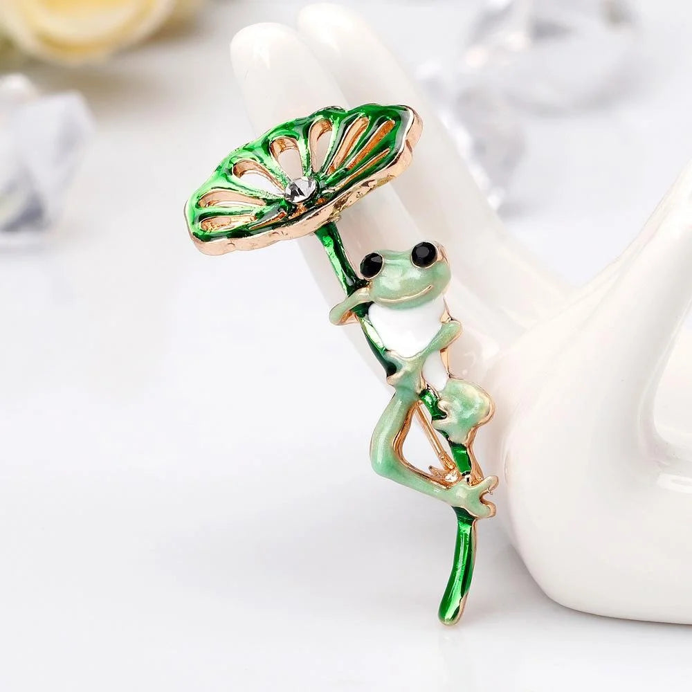 Cute Green Enamel Frog Under Lotus Leaf Brooch With Rhinestone, Women's Lapel Pin Corsage Gift