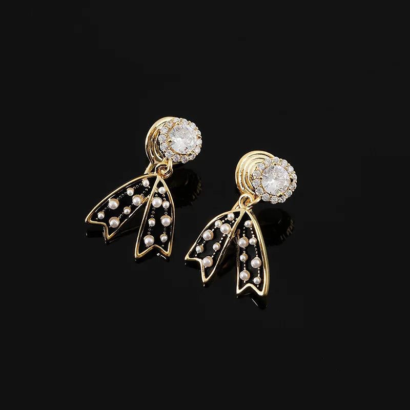 Elegant Luxury Black Bowknot Pearl And Zircon Alloy Dangle Drop Stud & Clip On No Piercing Earrings
