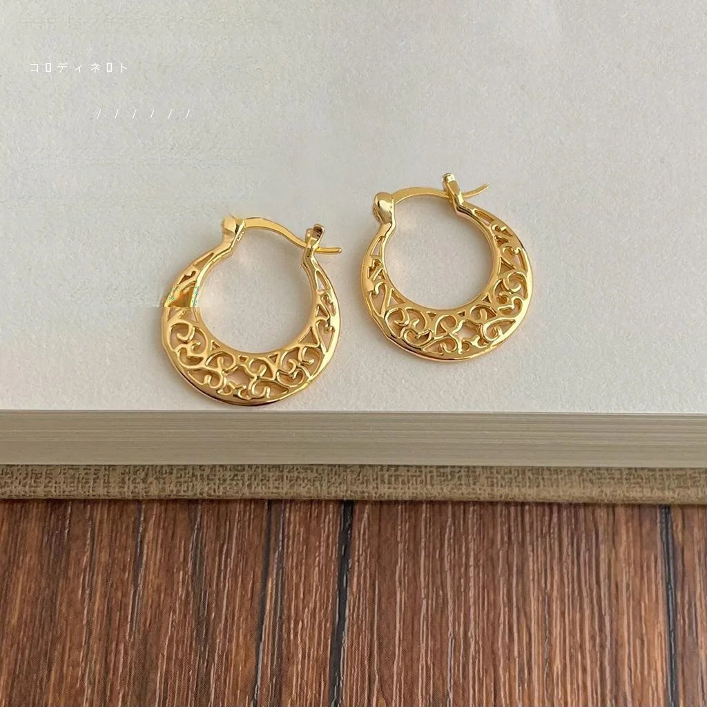 Vintage Copper Hollow Floral Geometric Stud Earrings French Court Light Luxury Jewelry