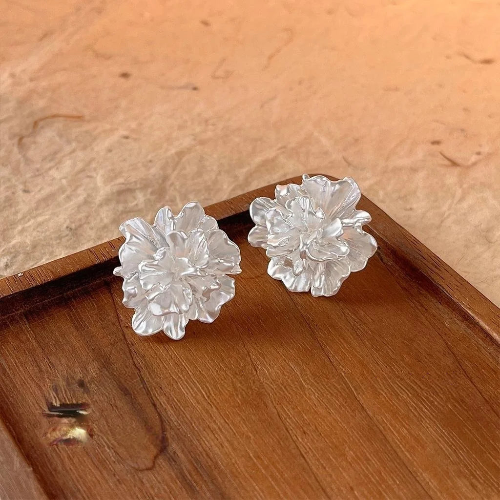 High Quality Resin 3D Flower Stud Earrings With Silver Plated Pins Forest Style Jewelry