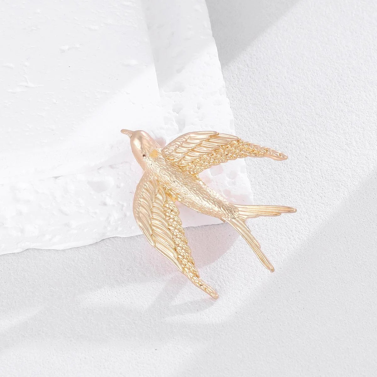 Elegant Gold Swallow Bird Alloy Brooch With Textured Wings, Women's Lapel Pin Corsage Suit Accessory Gift
