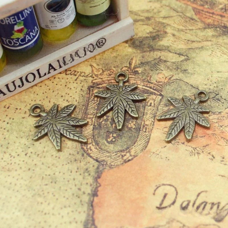 20x15MM Antique Silver Zinc Alloy Maple Leaf Charm Pendant for DIY Necklace Bracelet Jewelry Making