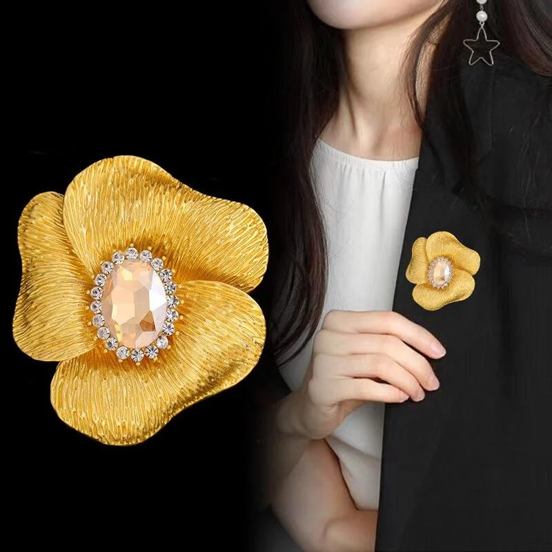 Elegant Gold Flower Brooch With Rhinestone Crystal Center, Luxury Lapel Pin Corsage Suit Accessory